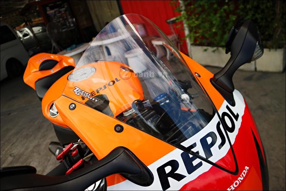 Honda cbr1000rr repsol độ đơn giản tinh tế trong từng chi tiết