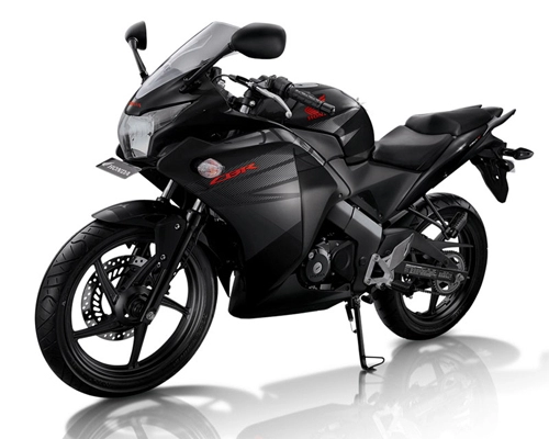  honda cbr150r 2014 sắm thêm áo mới 