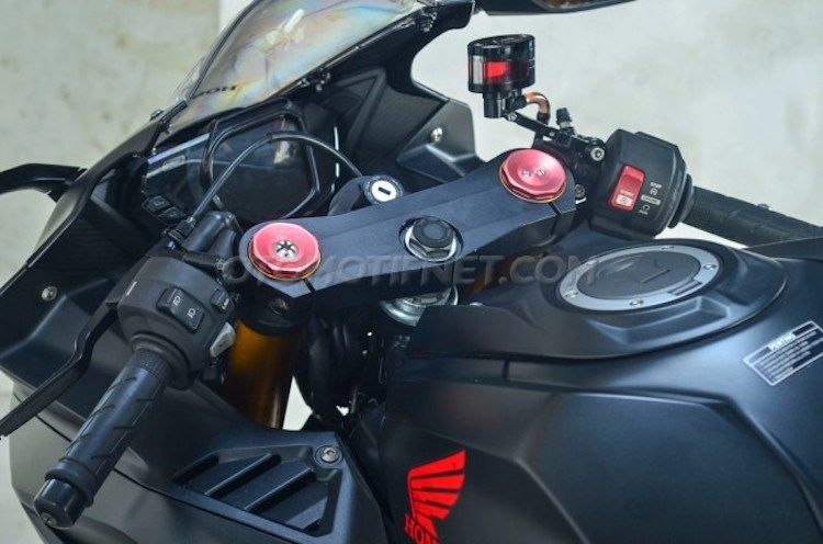 Honda cbr250rr cực chất với dàn chân một gắp từ ducati streetfighter