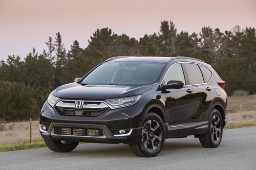 Honda cr-v 2017 có giá khởi điểm 568 triệu đồng