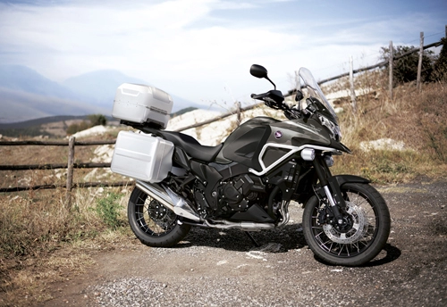  honda vfr1200x - đối thủ bmw r1200gs 