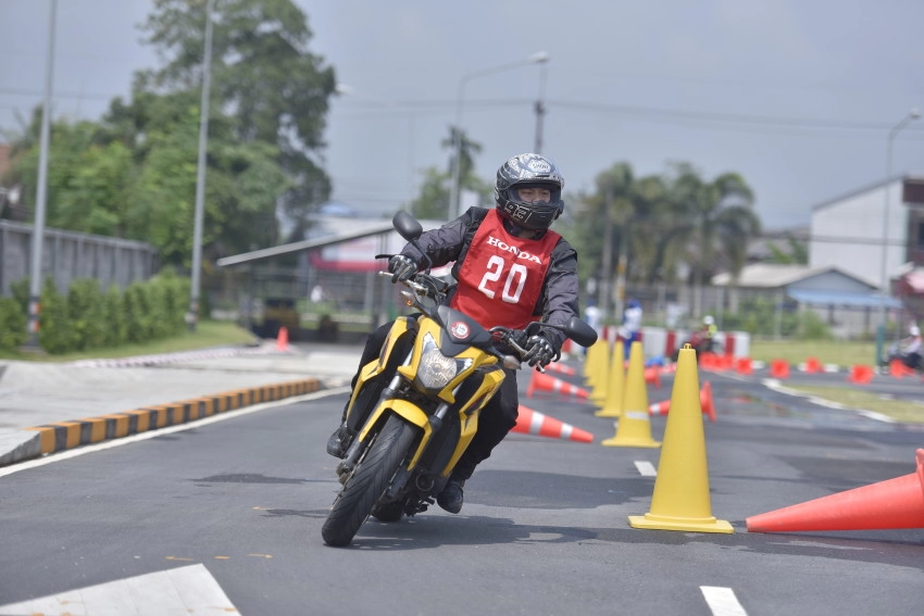 Honda việt nam và hành trình châu á honda asian journey dài hơn 700km