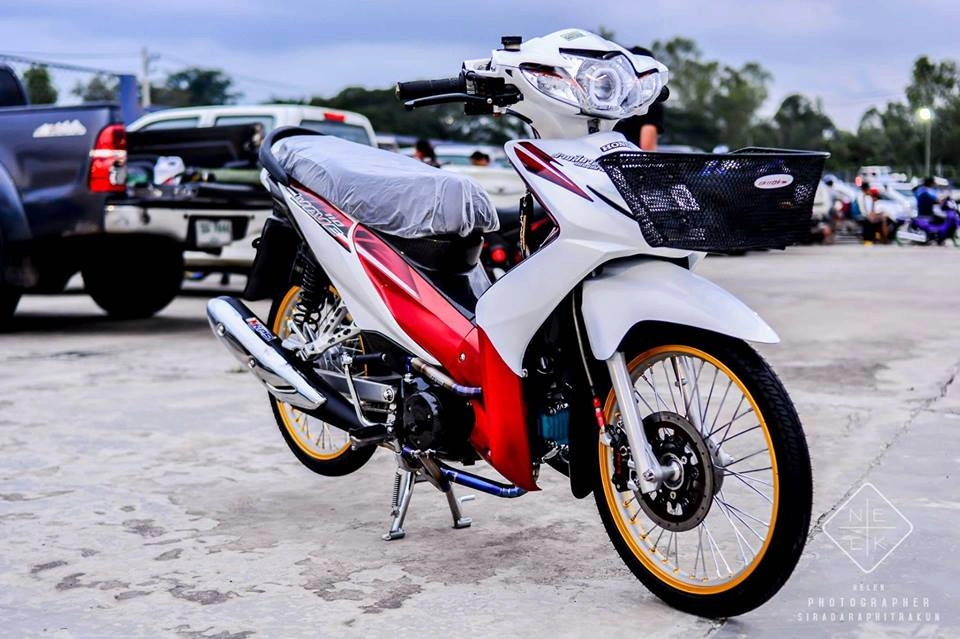 Honda wave 110 - vừa đập thùng đã độ ngộp thở của biker nước bạn