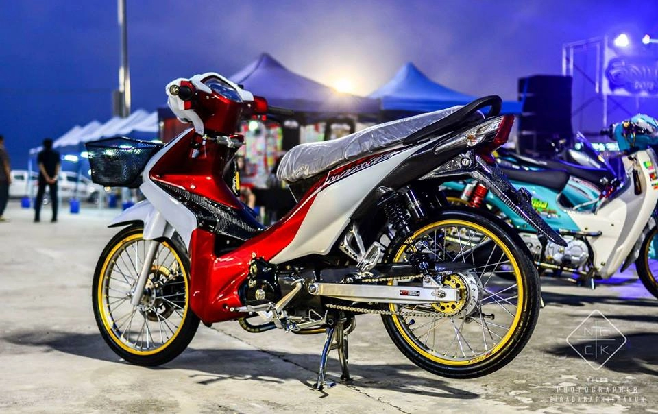 Honda wave 110 - vừa đập thùng đã độ ngộp thở của biker nước bạn