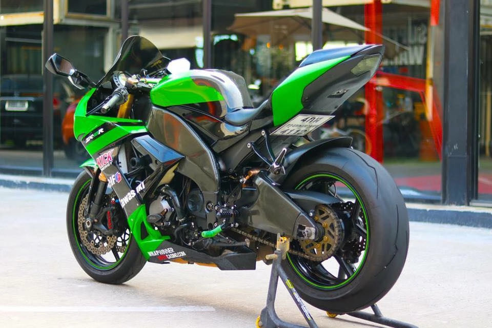 Huyền thoại kawasaki ninja zx-10r hồi sinh sau một bản độ