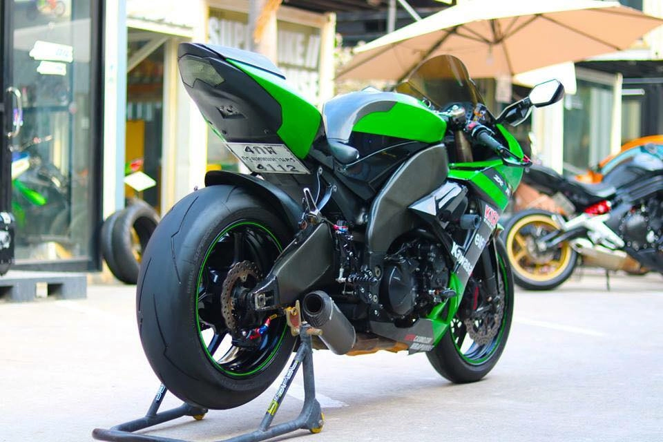 Huyền thoại kawasaki ninja zx-10r hồi sinh sau một bản độ