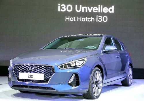 Hyundai i30 2017chính thức lộ diện đối đầu ford focus