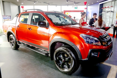 Isuzu d-max tung bản đặc biệt giá 760 triệu đồng ở việt nam