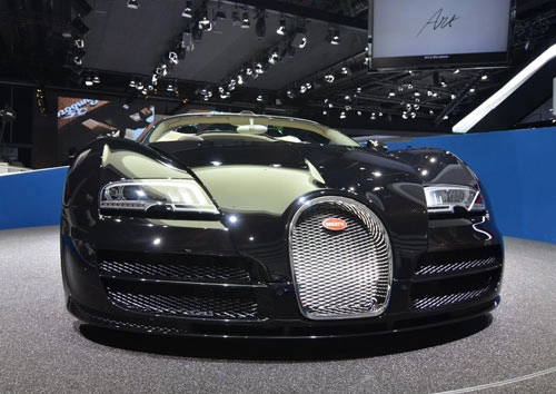 Jean bugatti huyền thoại mới của bugatti