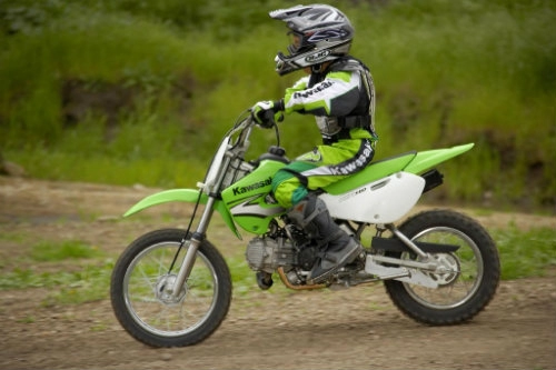 Kawasaki klx 110 chiến mã cho những tay lái trẻ thích phượt