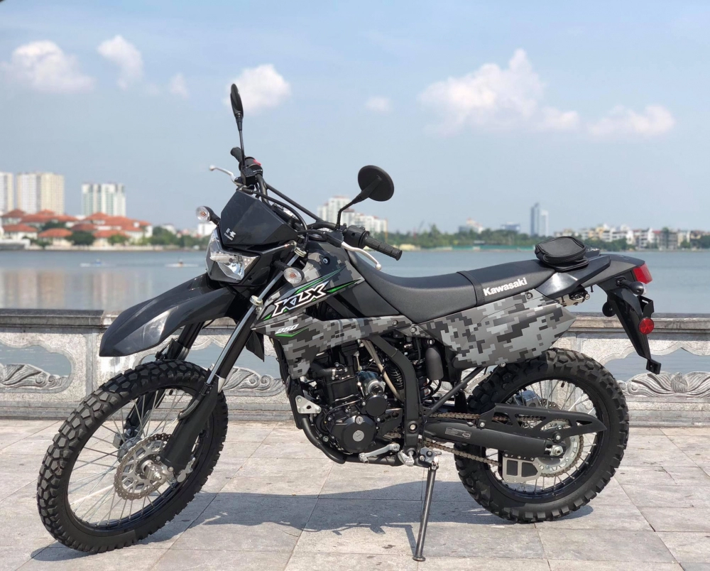 Kawasaki klx250 camo