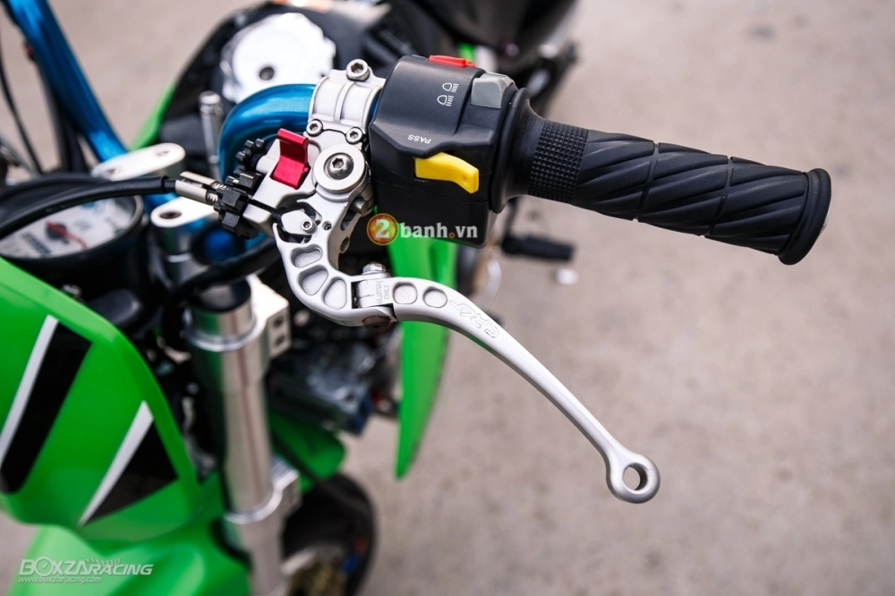 Kawasaki ksr siêu chất với bản nâng cấp toàn năng