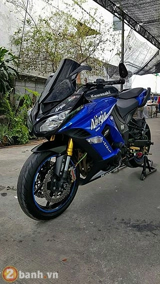 Kawasaki ninja 1000 hoàn hảo hơn với những trang bị hàng hiệu