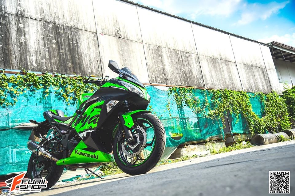 Kawasaki ninja 300 bản độ ấn tượng trên đất thái