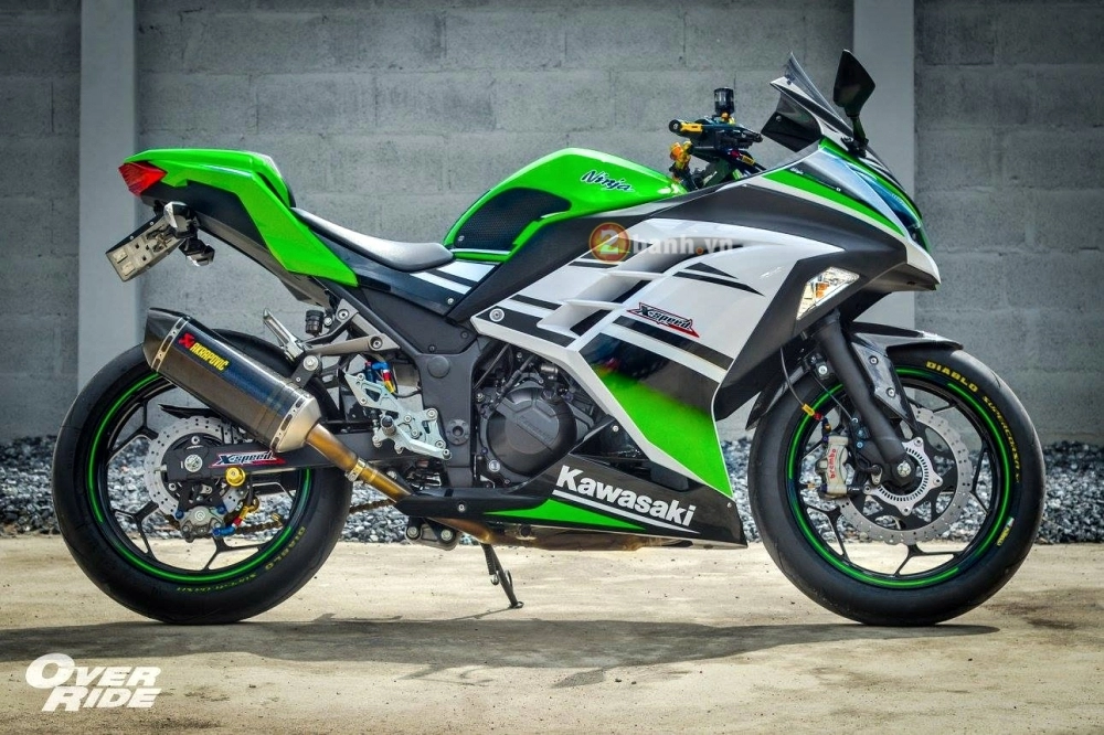 Kawasaki ninja 300 bản nâng cấp đáng giá từ phiên bản kỉ niệm 30 năm