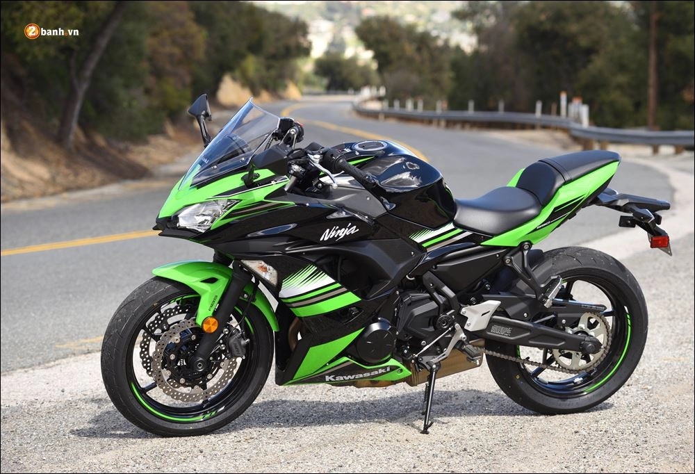 Kawasaki ninja 400 lộ ảnh thực tế chạy trên đường