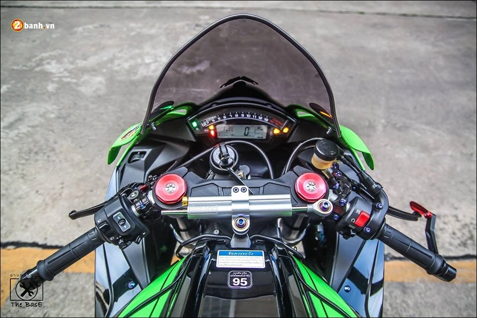 Kawasaki ninja zx-10r độ hoàn thiện khủng với trang bị tận răng