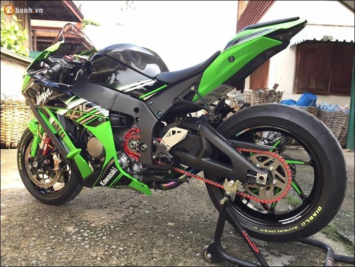 Kawasaki ninja zx-10r độ phá cách cùng dàn chân marchesini 2 line