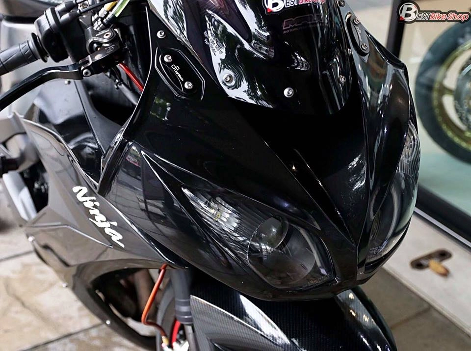 Kawasaki ninja zx-10r hồi sinh ngoạn mục từ thế hệ đầu