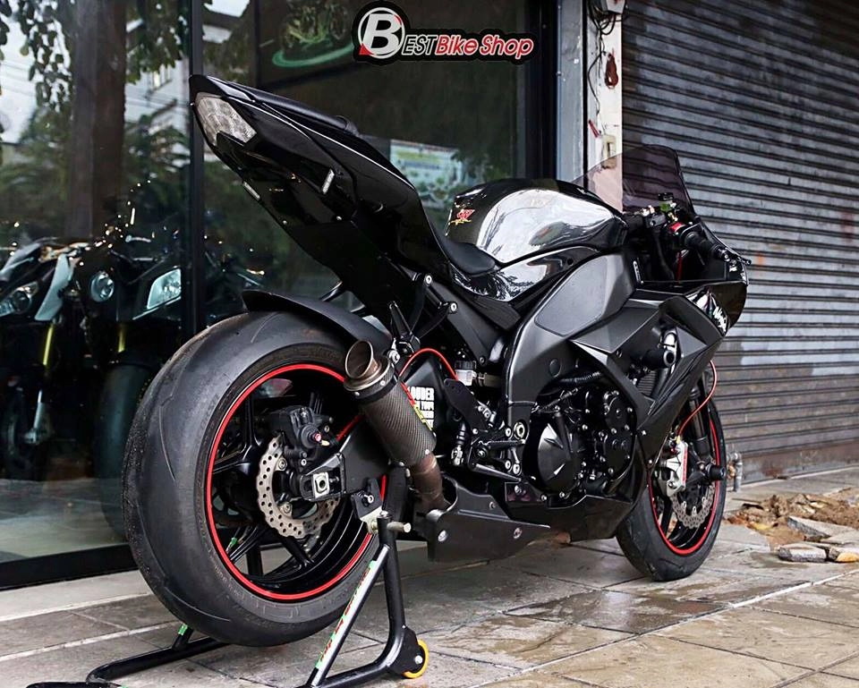 Kawasaki ninja zx-10r hồi sinh ngoạn mục từ thế hệ đầu