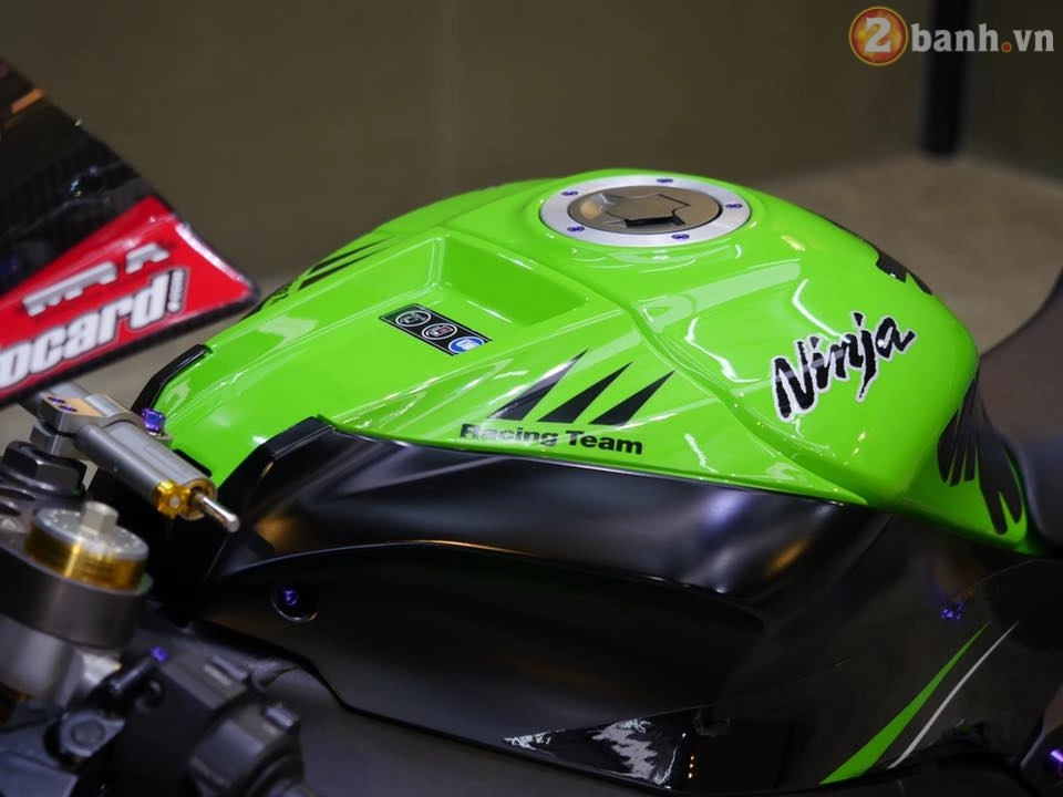 Kawasaki ninja zx-10r siêu chất trong bản độ đường đua wsbk