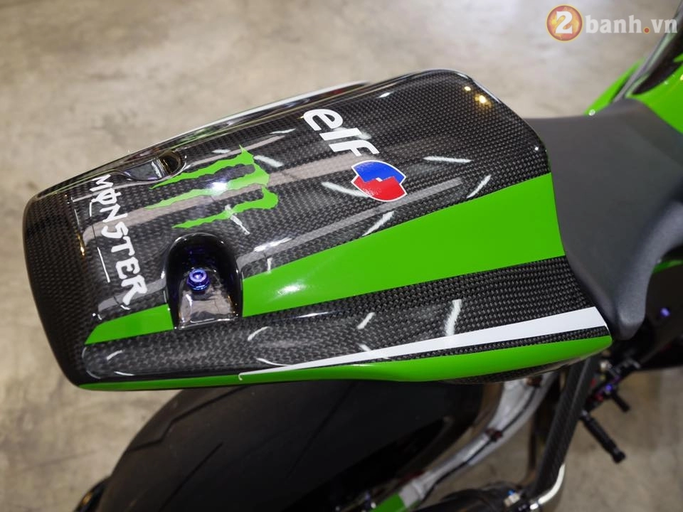 Kawasaki ninja zx-10r siêu chất trong bản độ đường đua wsbk