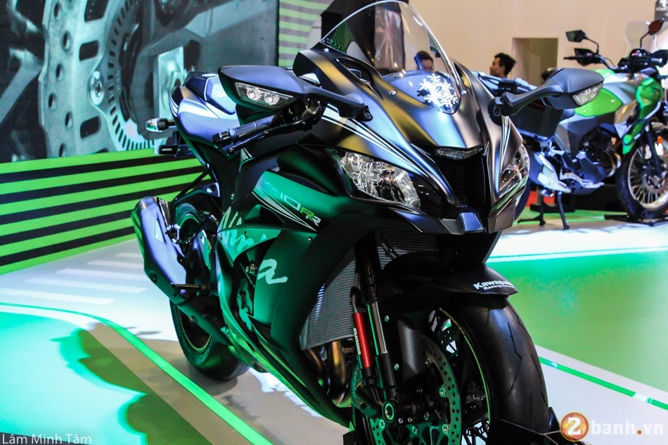 Kawasaki ninja zx-10rr 2017 trình làng lần đầu tiên tại vn