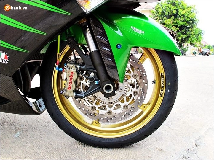 Kawasaki ninja zx-14r độ đối thủ trực tiếp với ông hoàng tốc độ