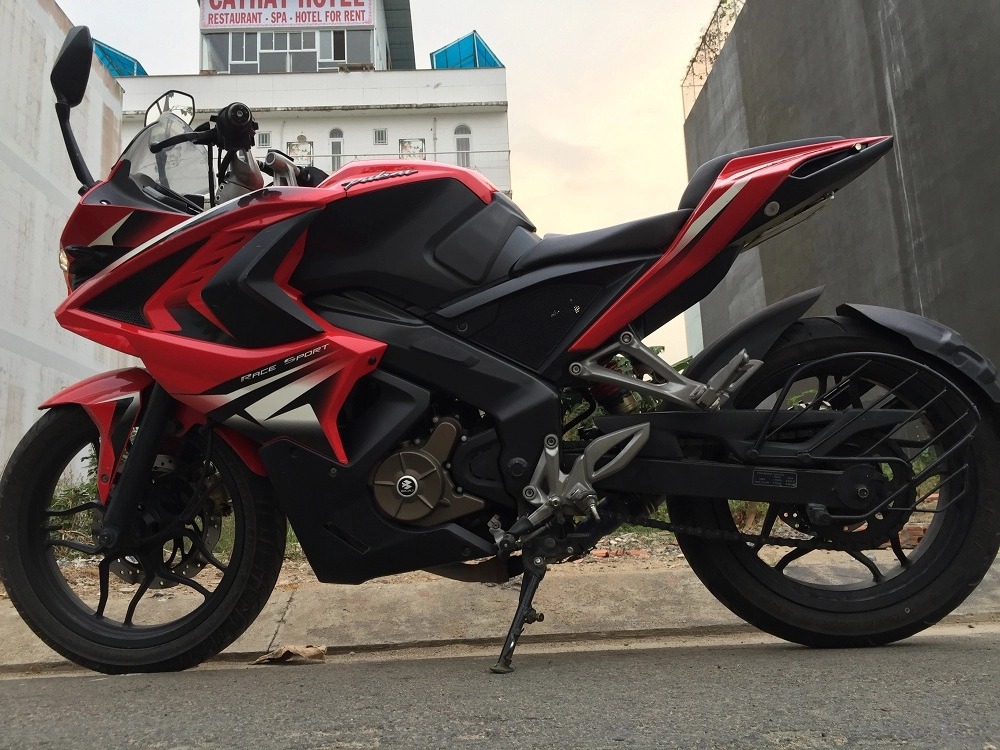 Kawasaki pulsar 200 rs