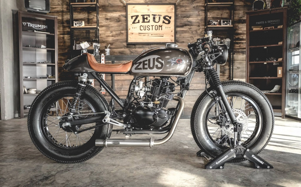 Kawasaki w175 tracker thuộc bộ sưu tập zeus custom