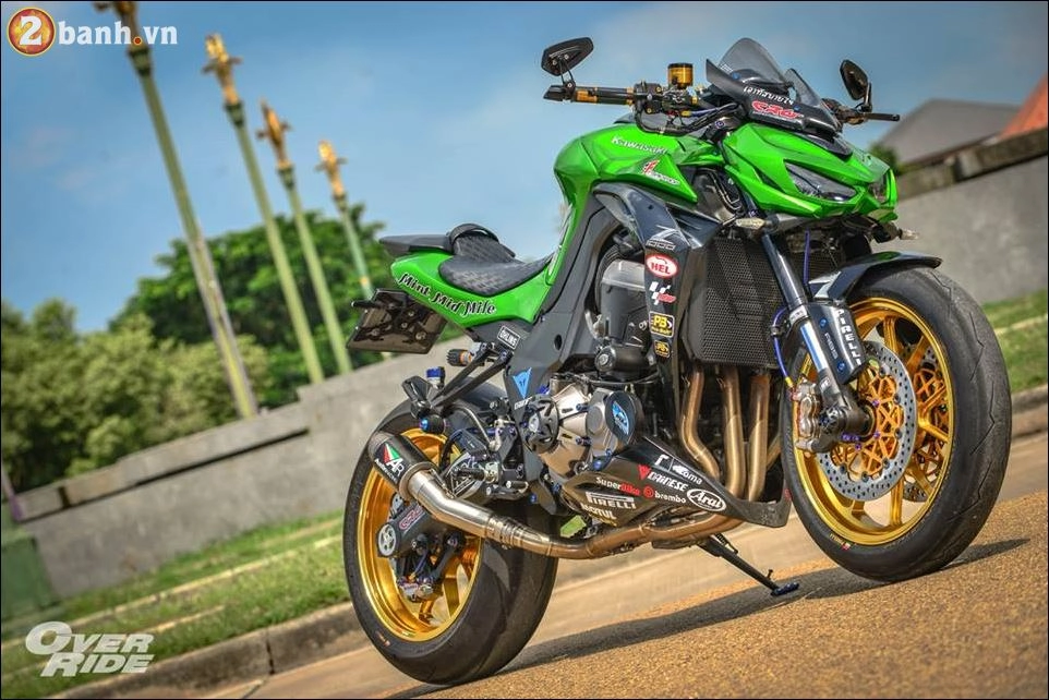 Kawasaki z1000 bản độ option khủng đến từ xứ chùa vàng