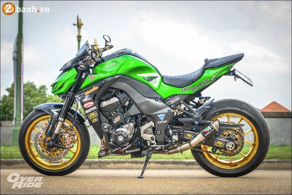 Kawasaki z1000 bản độ option khủng đến từ xứ chùa vàng