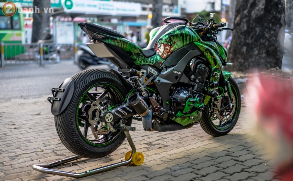 Kawasaki z1000 đầy đẳng cấp mang phong cách rust green