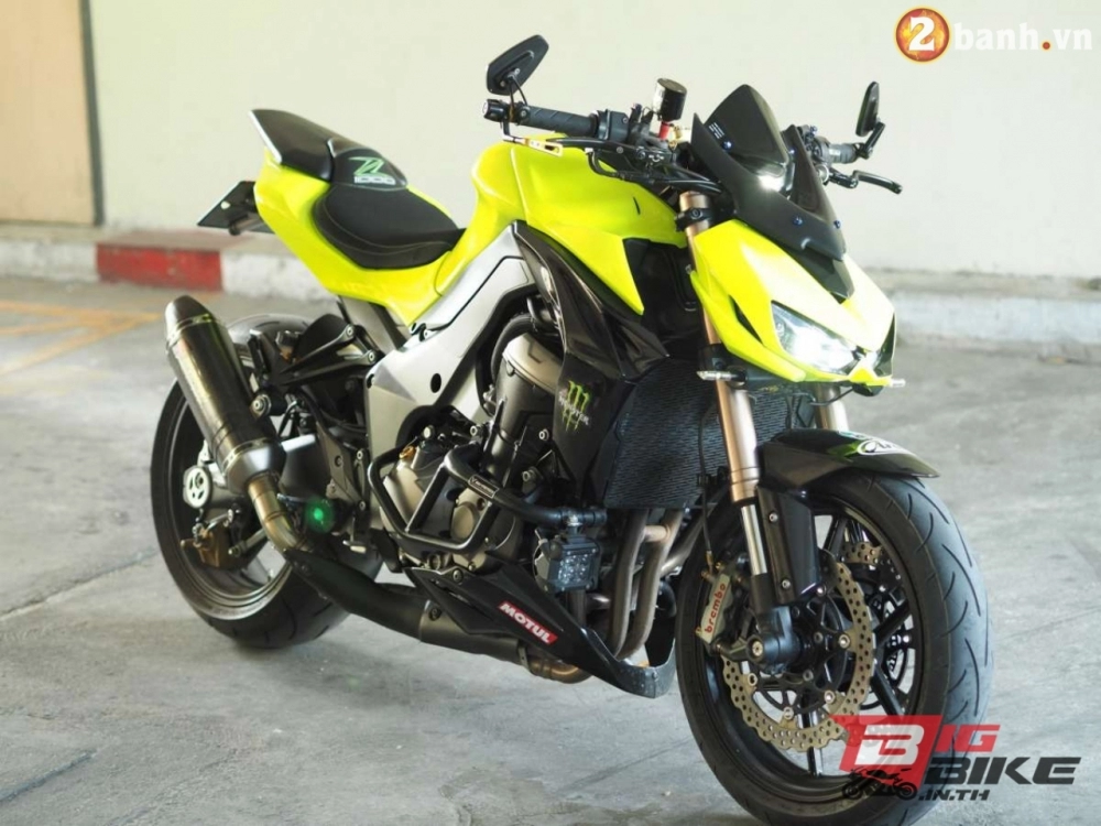 Kawasaki z1000 độ cực chất và đầy nổi bật trong bộ cánh vàng neon