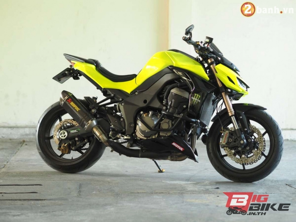 Kawasaki z1000 độ cực chất và đầy nổi bật trong bộ cánh vàng neon