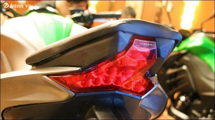 Kawasaki z1000 xuất hiện con rơi tại thị trường trung quốc mang tên jiajue n19