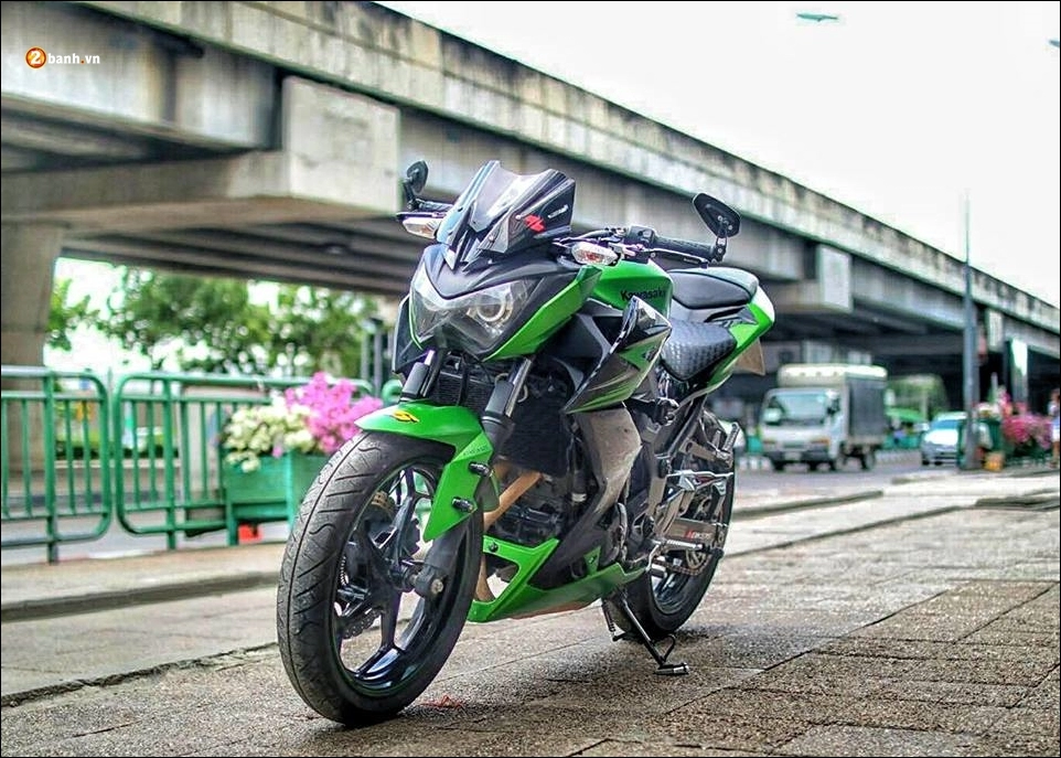 Kawasaki z300 độ- nakedbike mang phong cách z-series dữ tợn với đôi mắt hoang dại