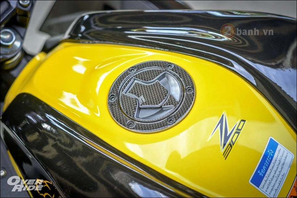 Kawasaki z300 độ nổi loạn cùng phong cách monster yellow