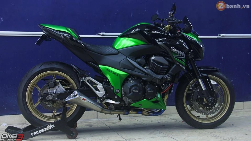 Kawasaki z800 độ chất hơn với một vài nâng cấp hàng hiệu