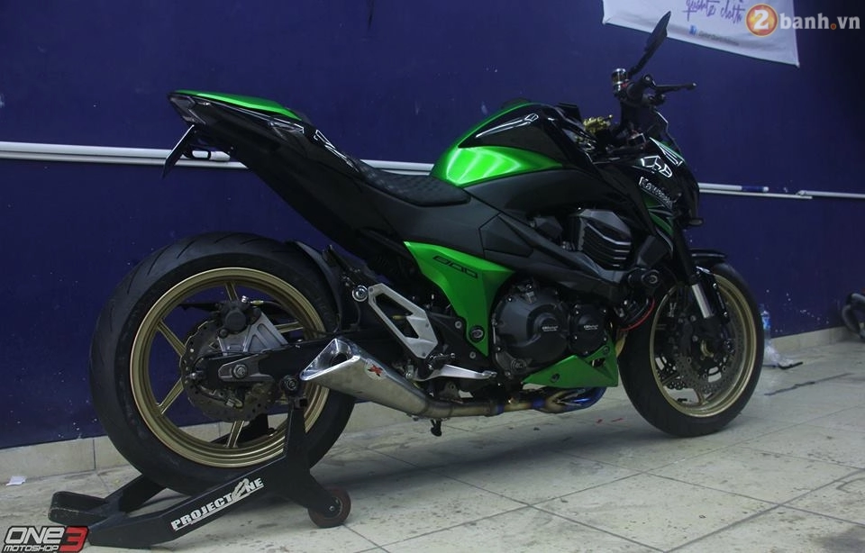 Kawasaki z800 độ chất hơn với một vài nâng cấp hàng hiệu