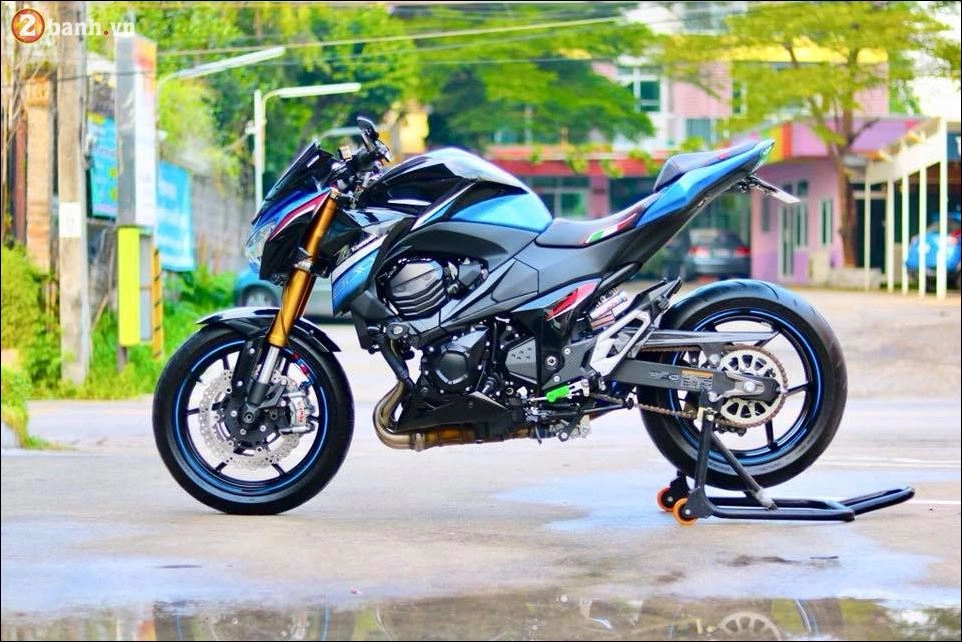 Kawasaki z800 tê giác đầy cuốn hút từ trang bị full option