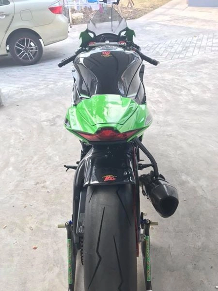 Kawasaki zx-10r bản độ bức phá đầy chất chơi