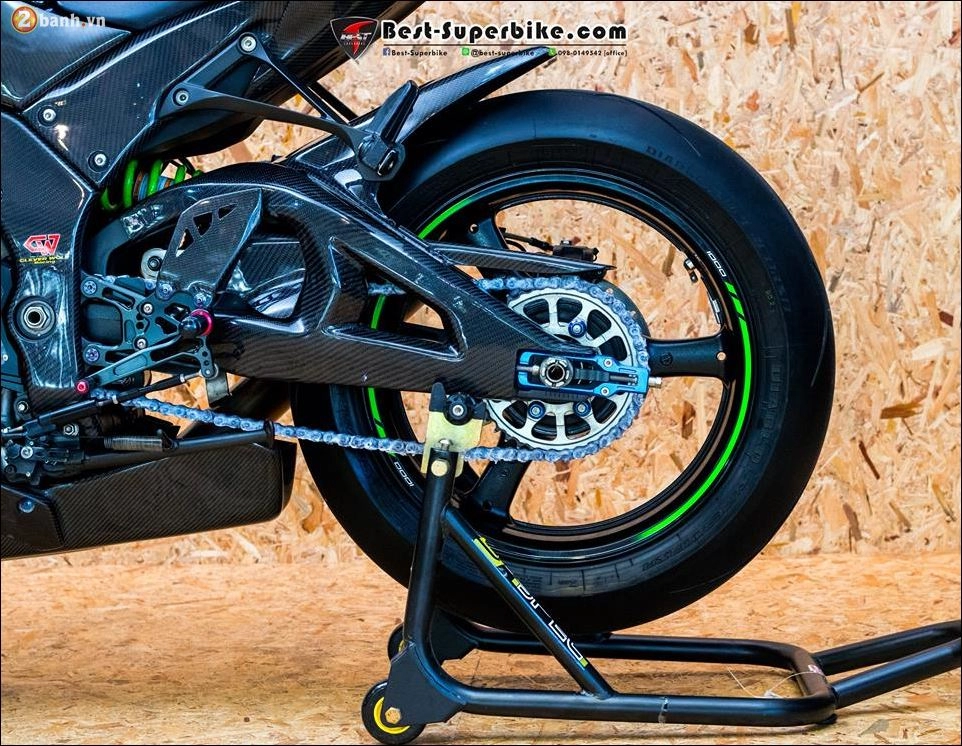 Kawasaki zx-10r bản độ bức phá không tỳ vết từ option carbon clever wolf