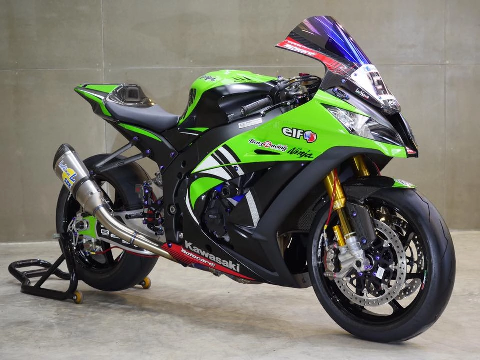 Kawasaki zx-10r chiến thần tốc độ mang cấu hình đường đua