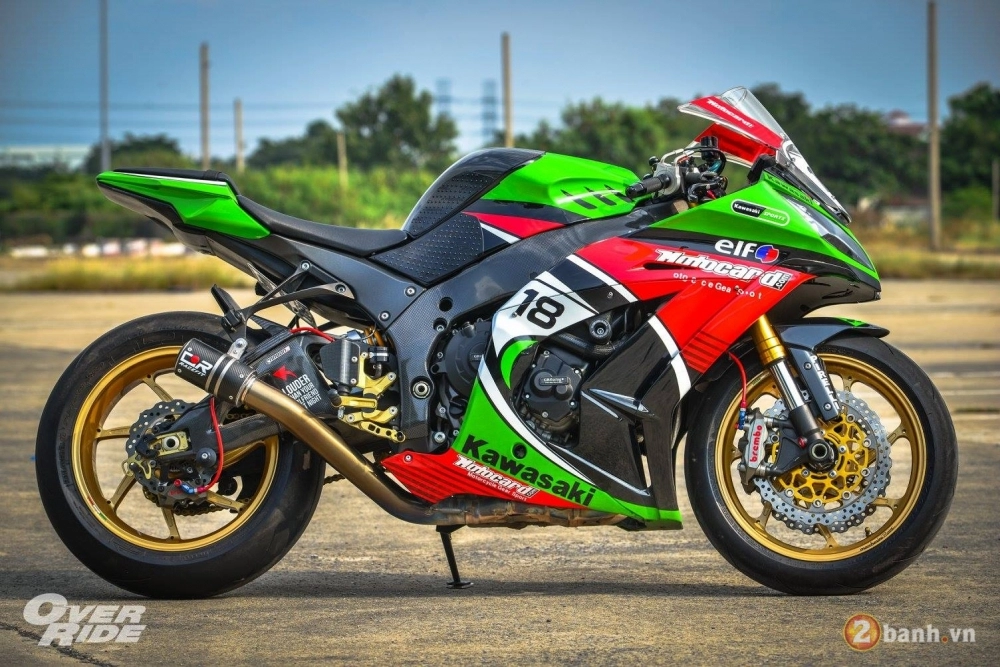 Kawasaki zx-10r đầy đắt giá trong bản độ phong cách đường đua