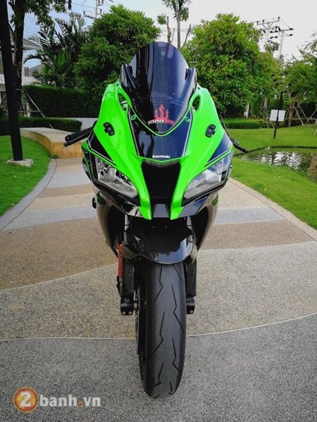 Kawasaki zx-10r đẹp hơn sau khi nâng cấp đồ chơi hàng hiệu