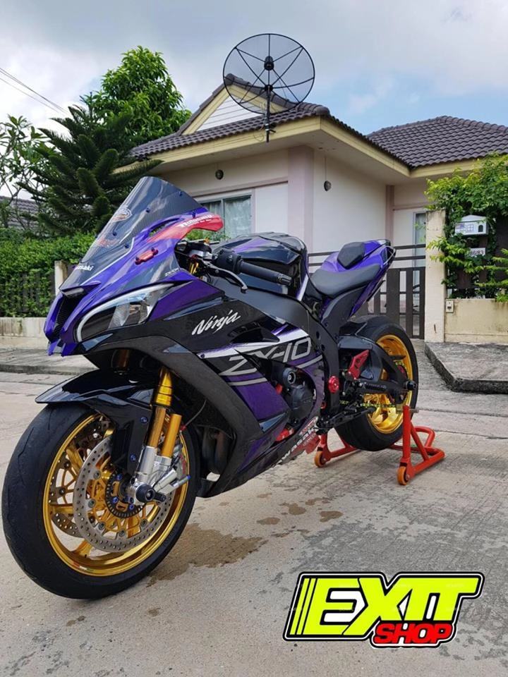 Kawasaki zx-10r vẻ đẹp tuyệt sắc bên tone màu tím mộng mơ