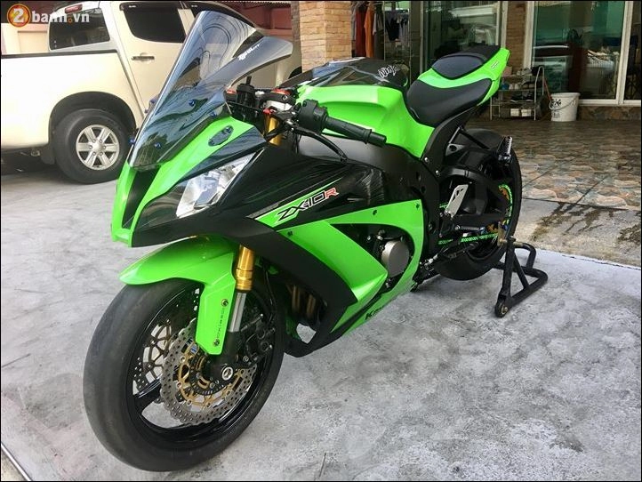 Kawasaki zx_10r nâng cấp hoàn hảo qua nhiều option hàng hiệu