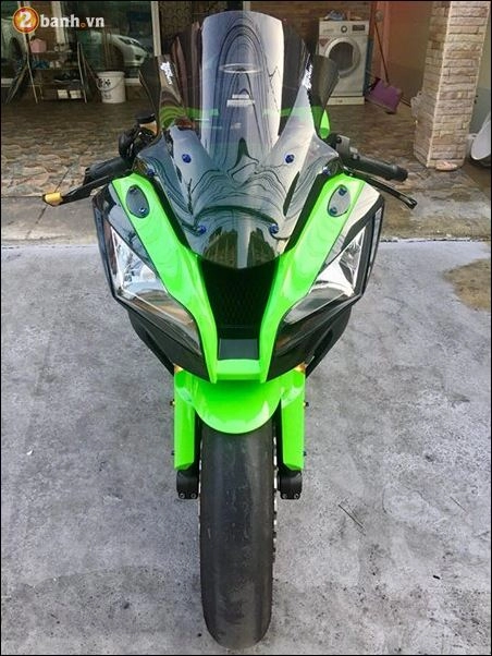 Kawasaki zx_10r nâng cấp hoàn hảo qua nhiều option hàng hiệu