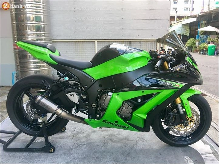 Kawasaki zx_10r nâng cấp hoàn hảo qua nhiều option hàng hiệu